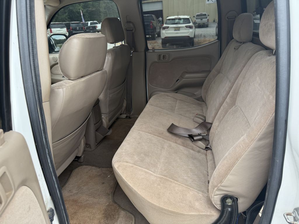 2004 Toyota Tacoma Image 7