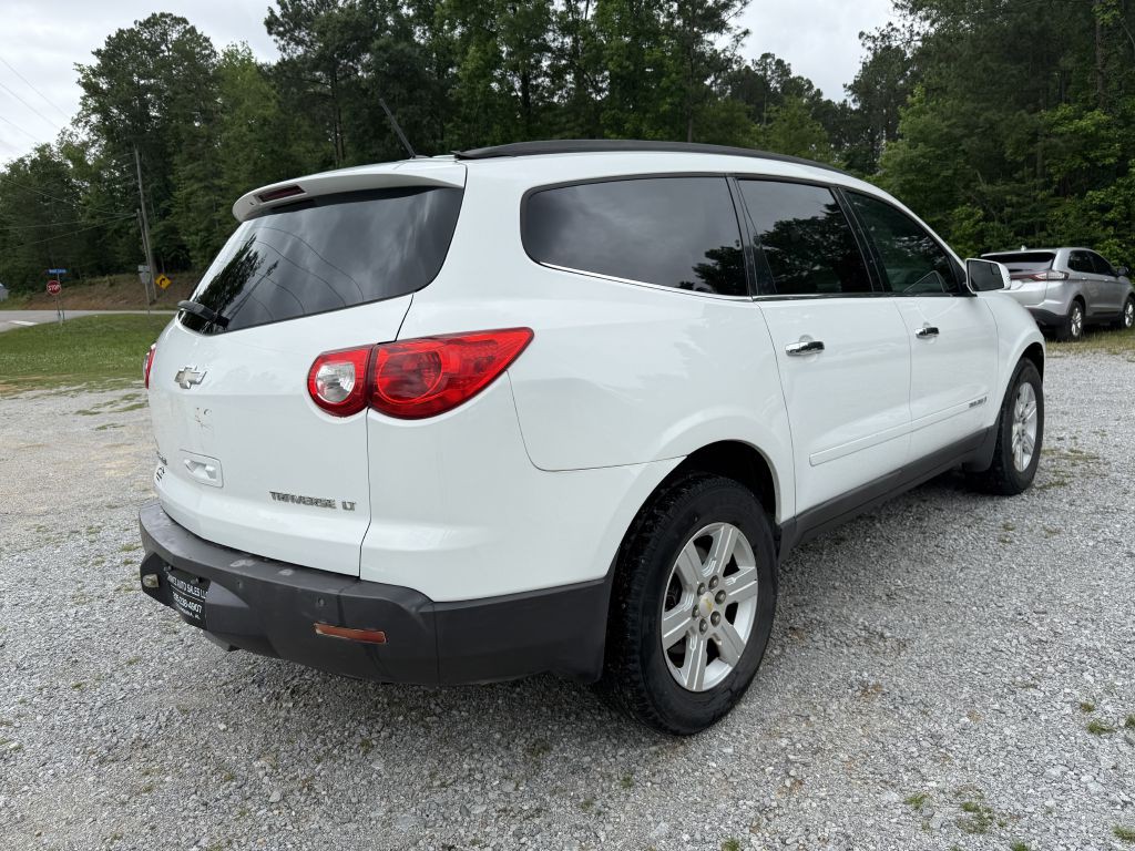 2010 Chevrolet Traverse Image 5