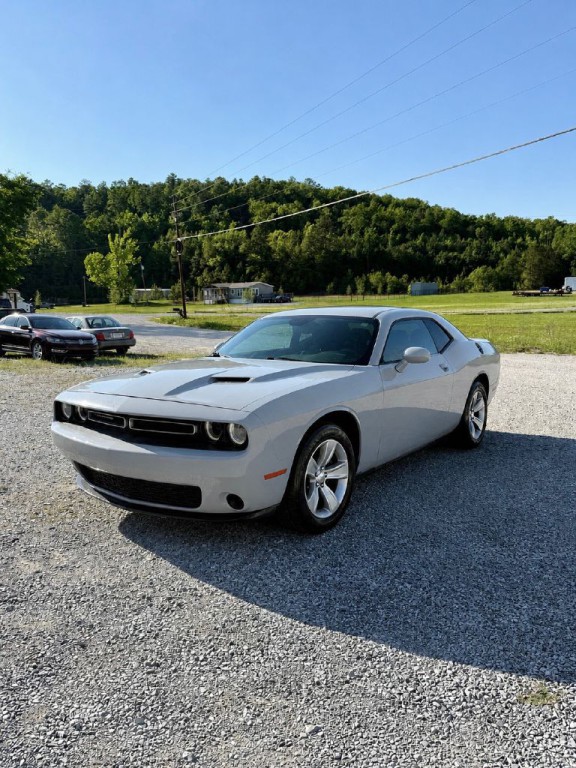 2021 Dodge Challenger Image 1