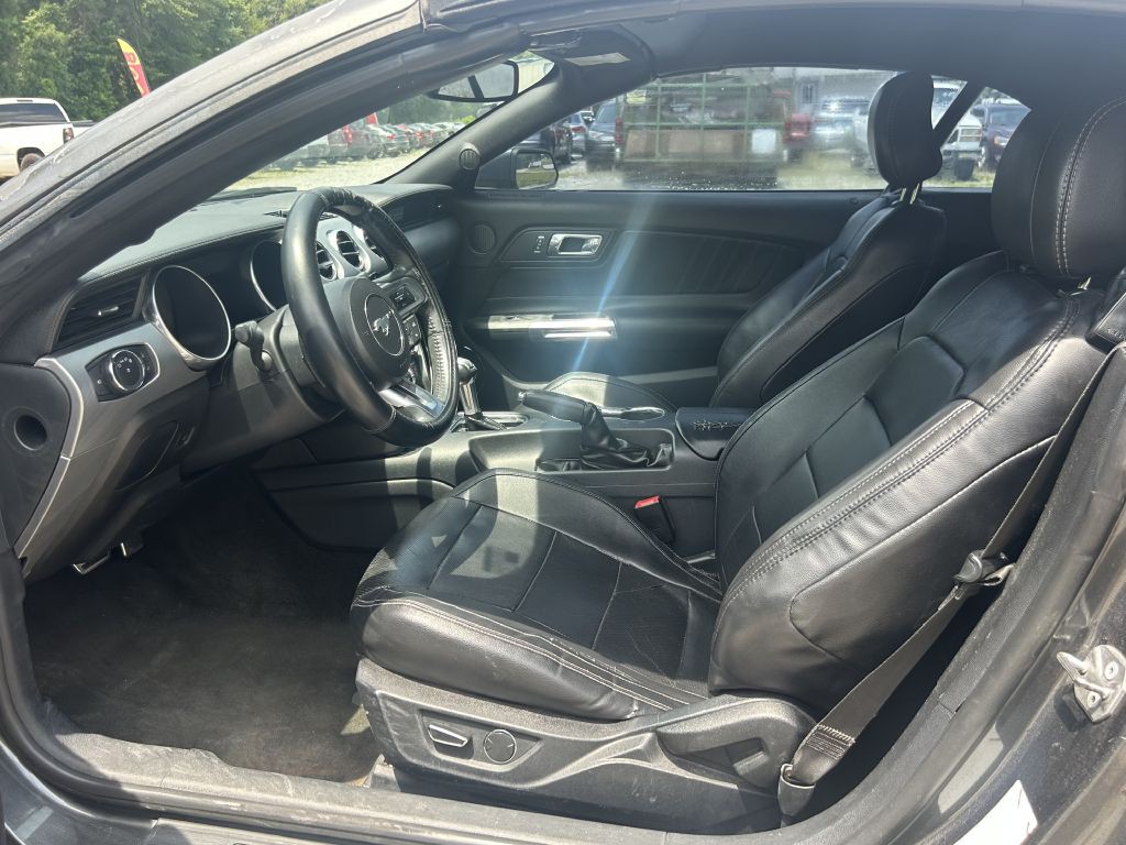 2018 Ford Mustang Image 8