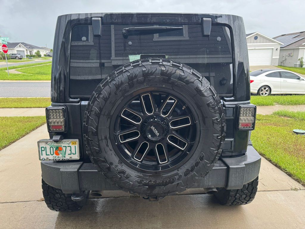 2013 Jeep Wrangler Unlimited Image 3