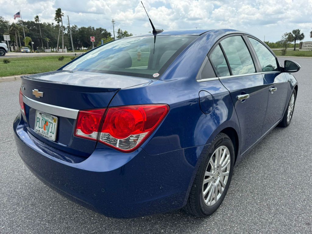 2012 Chevrolet Cruze Image 3