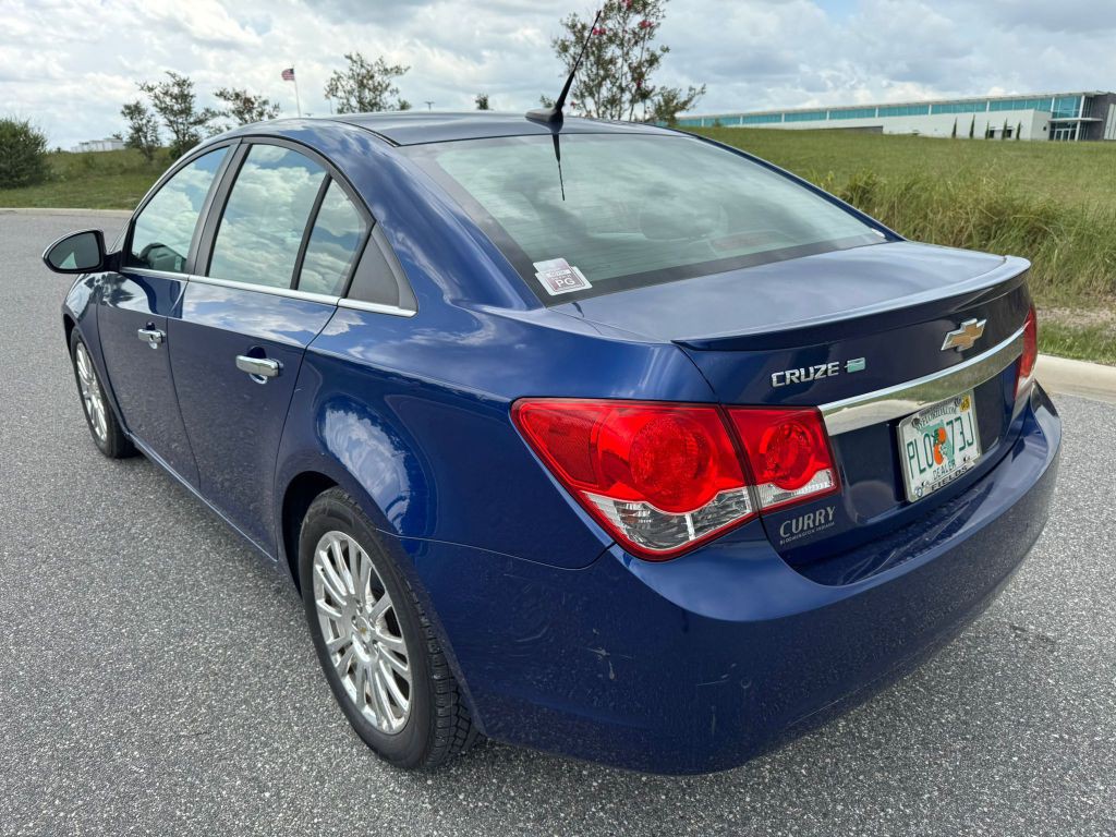2012 Chevrolet Cruze Image 4