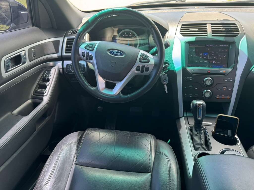 2013 Ford Explorer Image 10