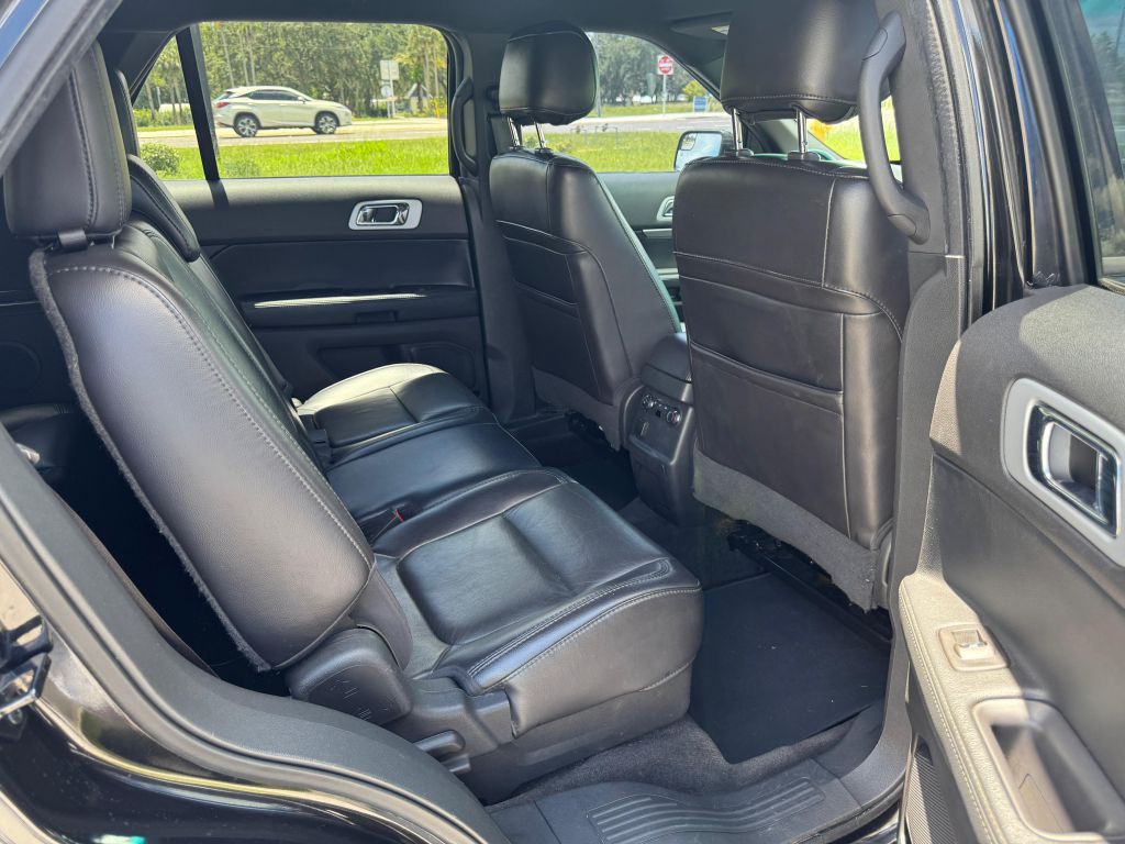 2013 Ford Explorer Image 14