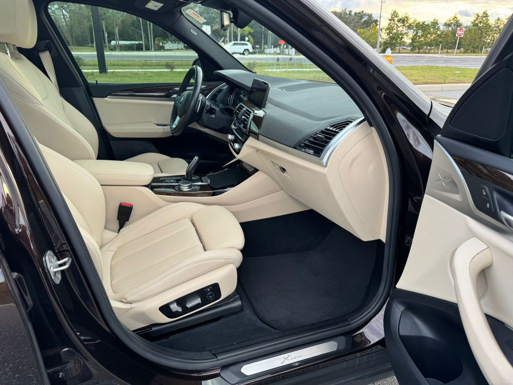 2018 BMW X3 Image 15