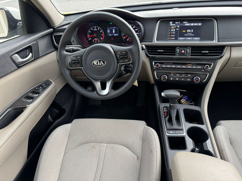 2018 Kia Optima Image 8