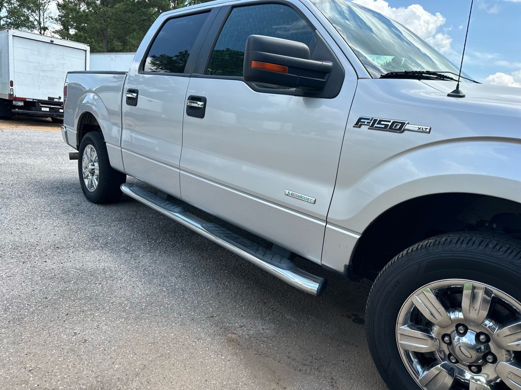 2011 Ford F-150 Image 2