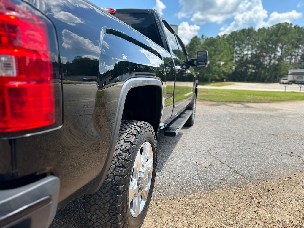 2018 GMC Sierra Image 4