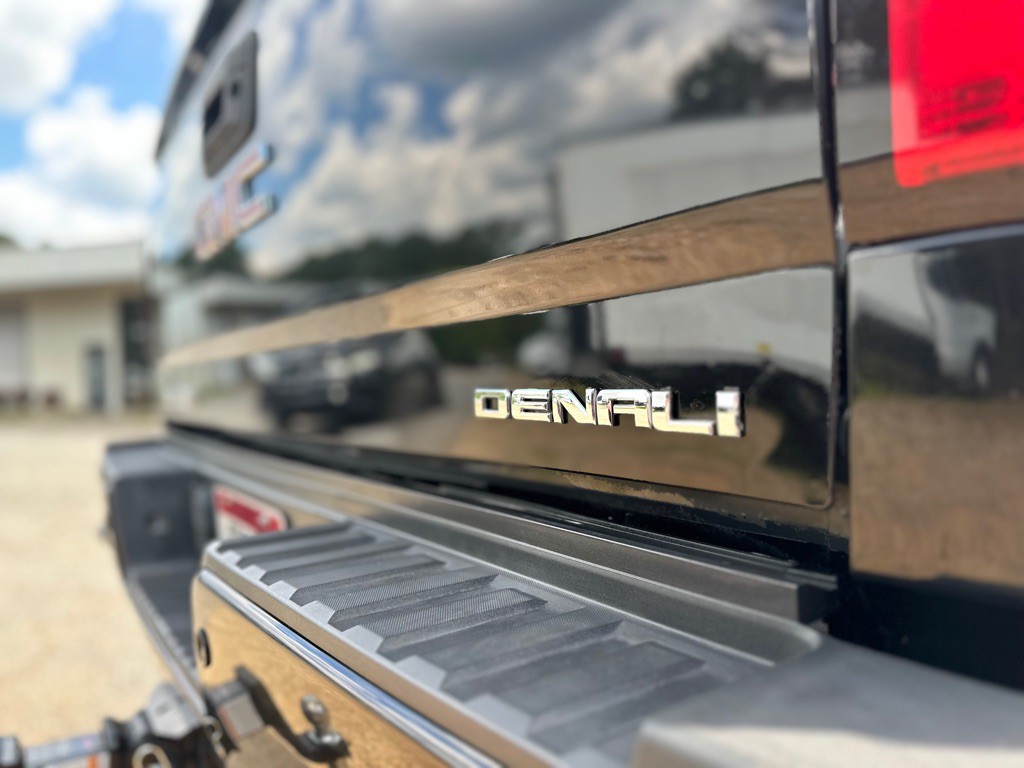 2018 GMC Sierra Image 5