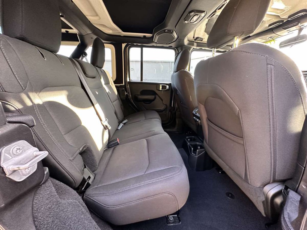 2018 Jeep Wrangler Unlimited Image 17