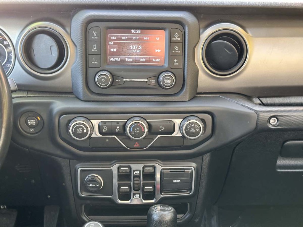 2018 Jeep Wrangler Unlimited Image 20