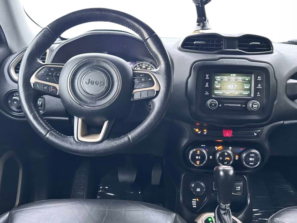 2016 Jeep Renegade Image 17
