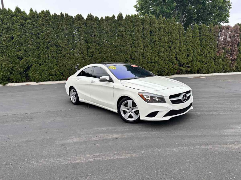 2016 Mercedes-Benz CLA-Class Image 2