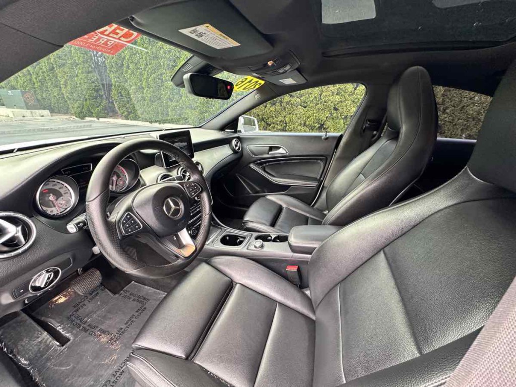 2016 Mercedes-Benz CLA-Class Image 12