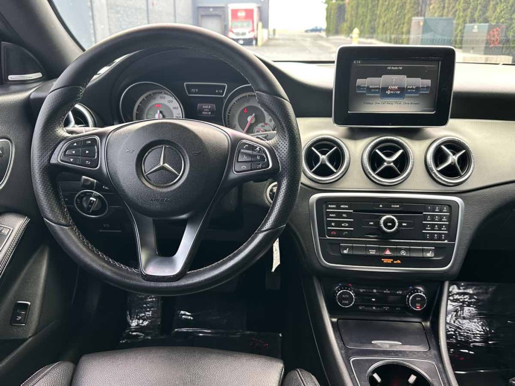 2016 Mercedes-Benz CLA-Class Image 16