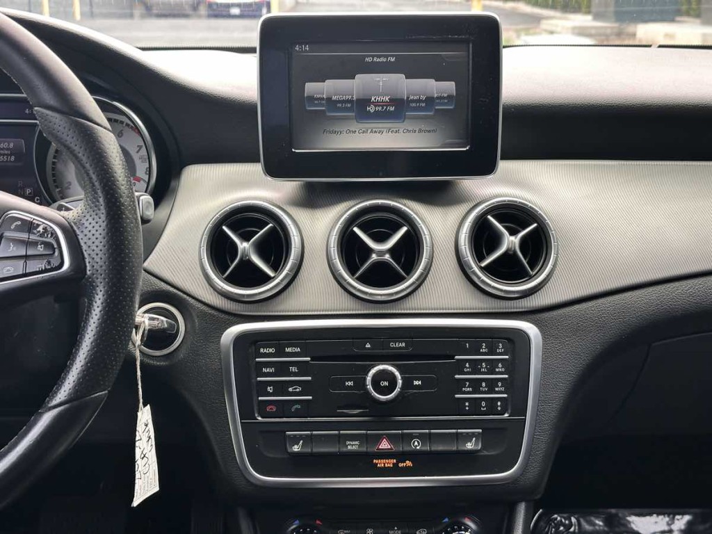 2016 Mercedes-Benz CLA-Class Image 17