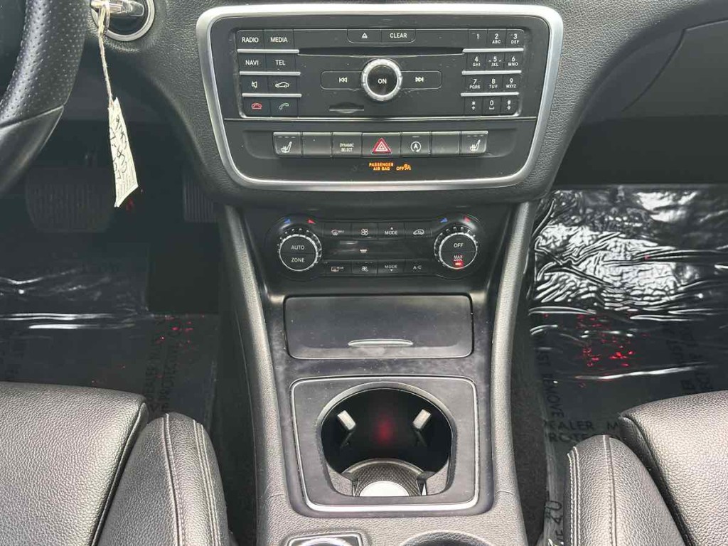 2016 Mercedes-Benz CLA-Class Image 18