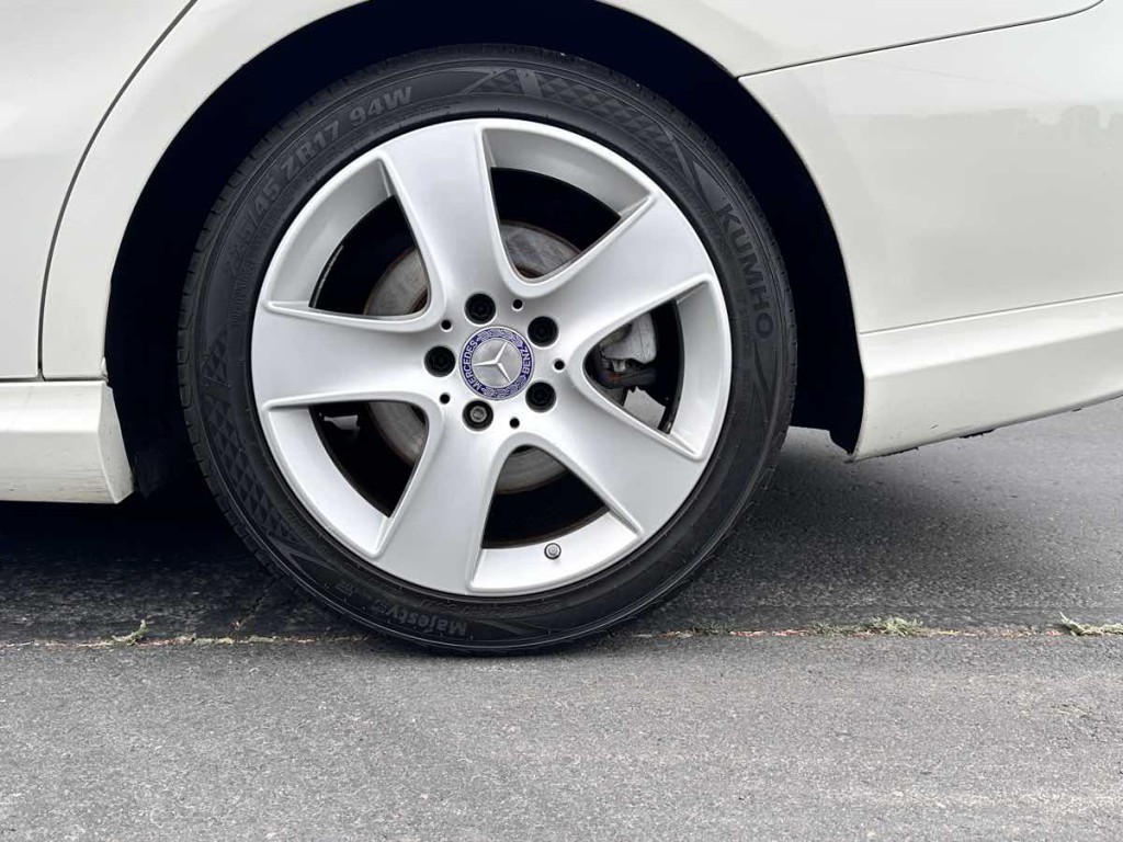 2016 Mercedes-Benz CLA-Class Image 24
