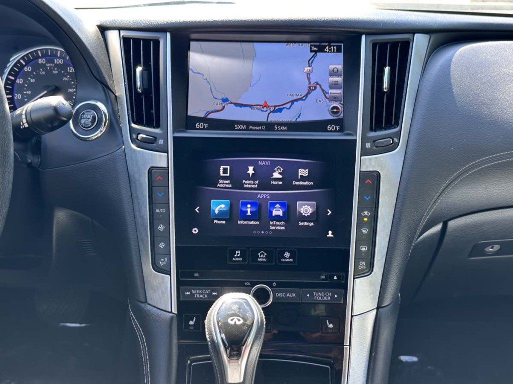 2017 INFINITI Q60 Image 17