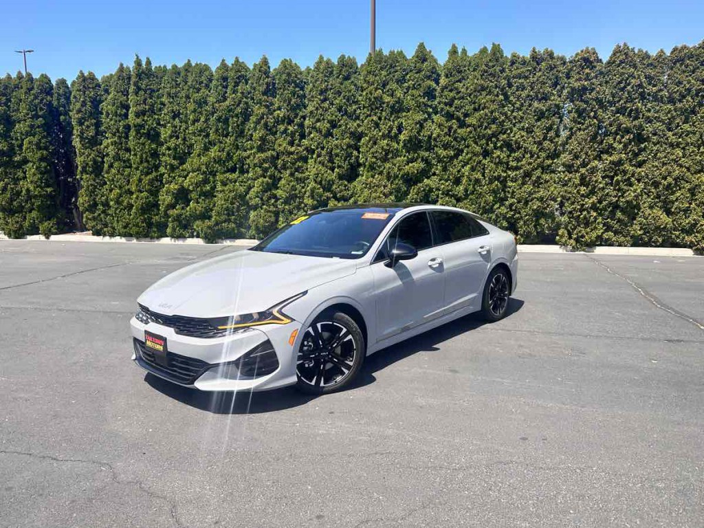 2022 Kia K5 Image 5