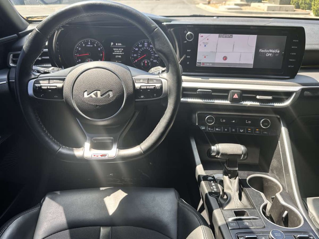 2022 Kia K5 Image 17