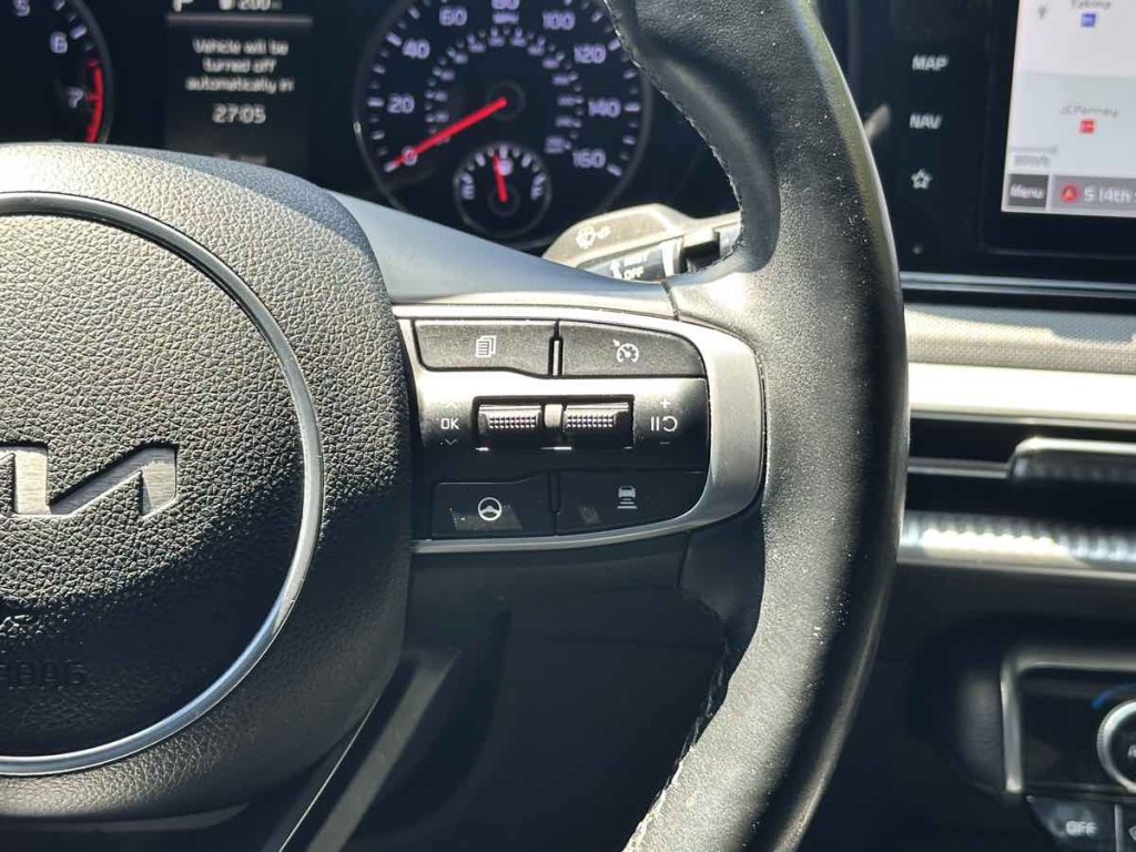 2022 Kia K5 Image 21