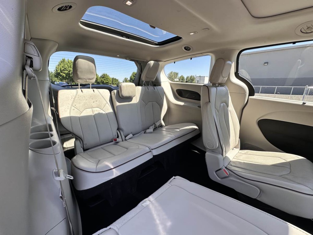 2020 Chrysler Pacifica Image 19