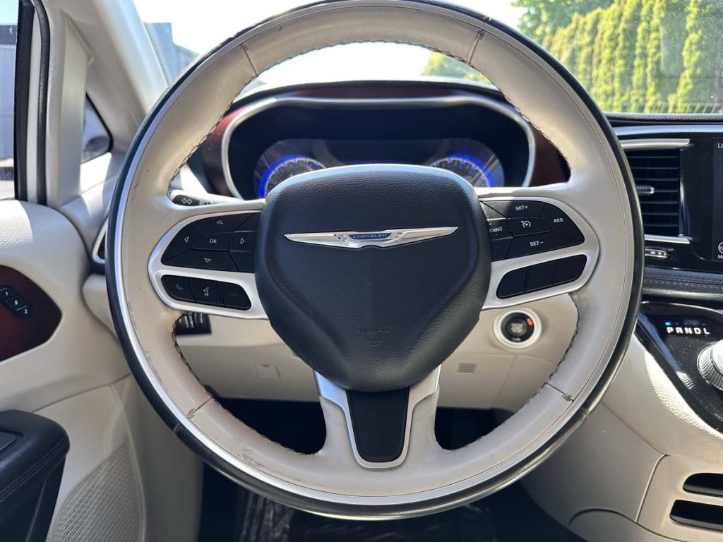 2020 Chrysler Pacifica Image 26