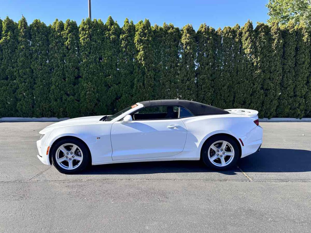 2020 Chevrolet Camaro Image 11