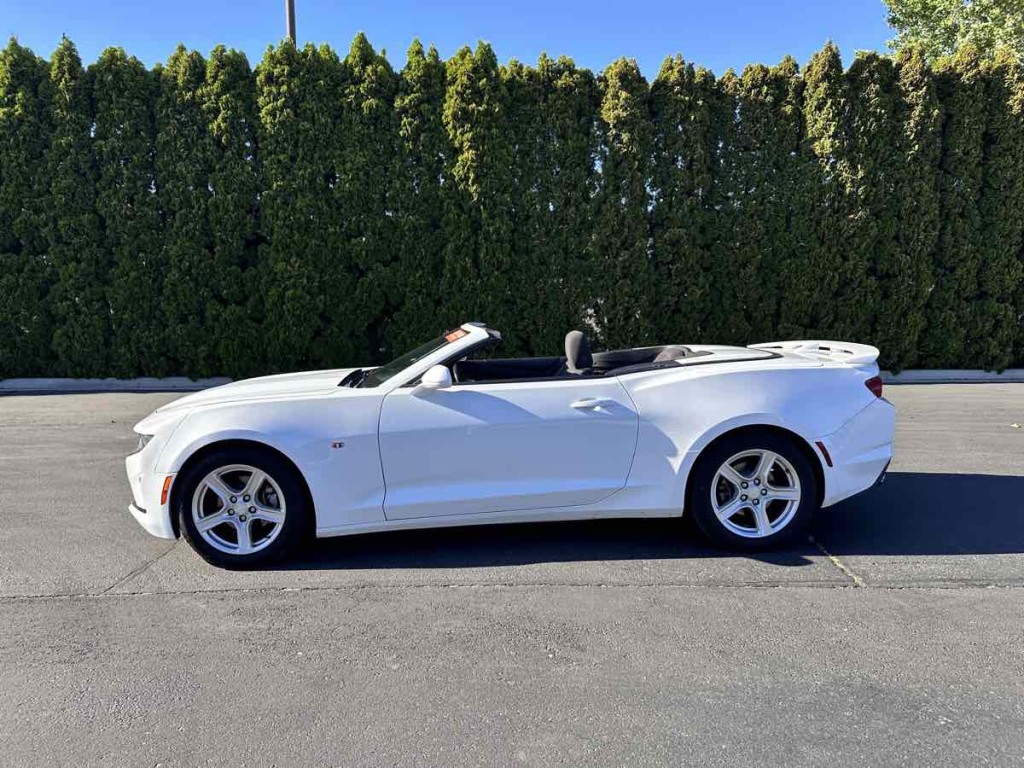 2020 Chevrolet Camaro Image 12