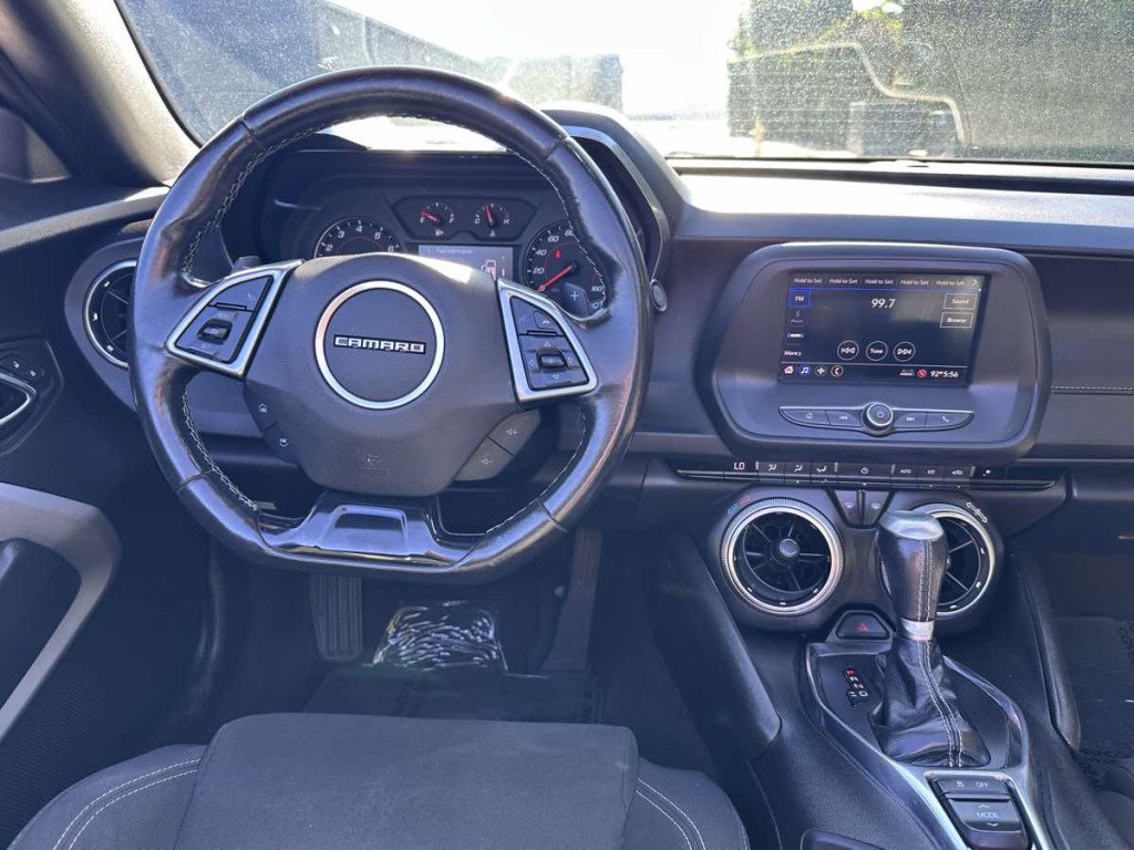 2020 Chevrolet Camaro Image 18