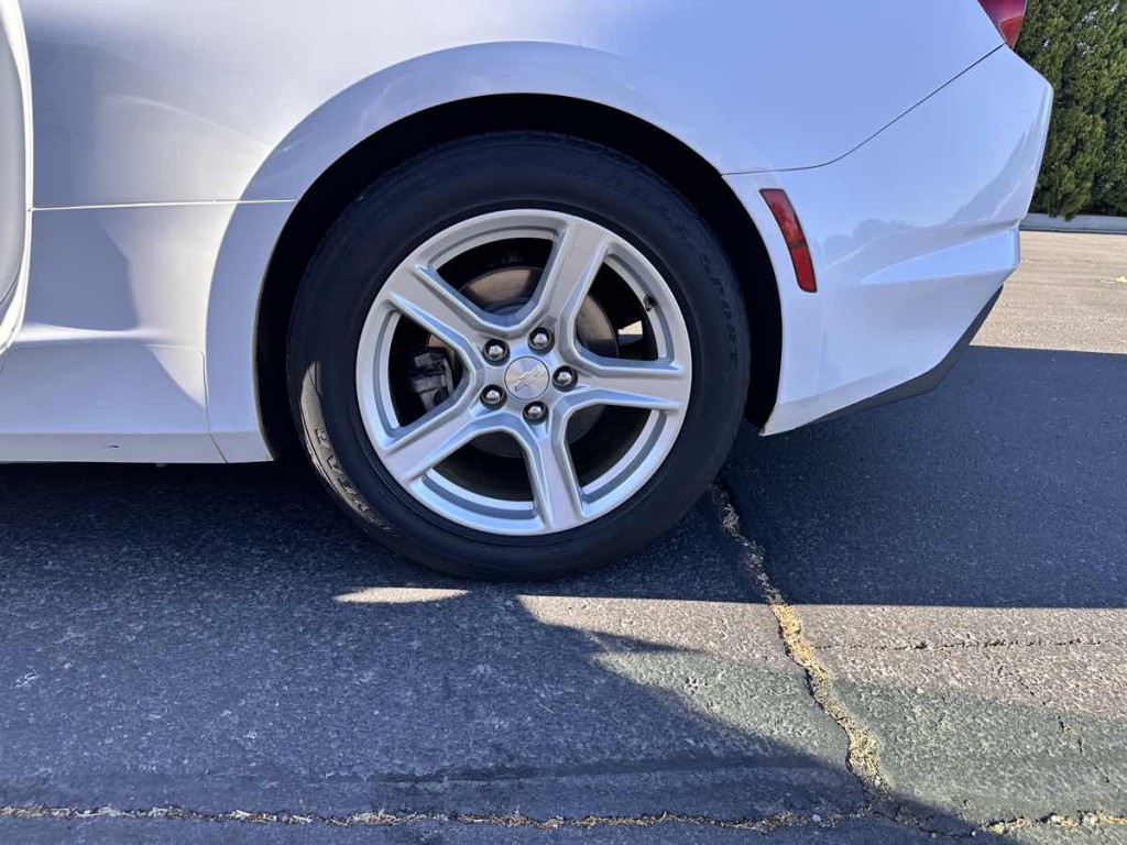 2020 Chevrolet Camaro Image 26