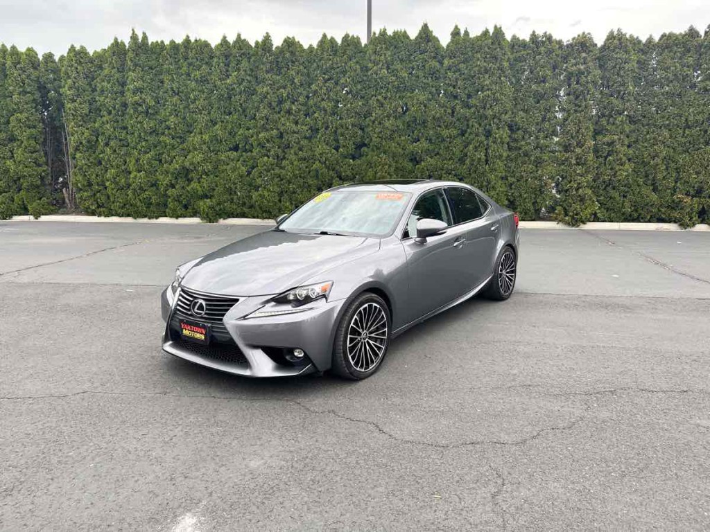 2016 Lexus IS 200t Image 6