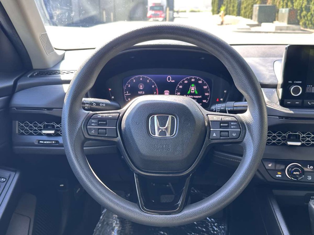 2024 Honda Accord Image 19