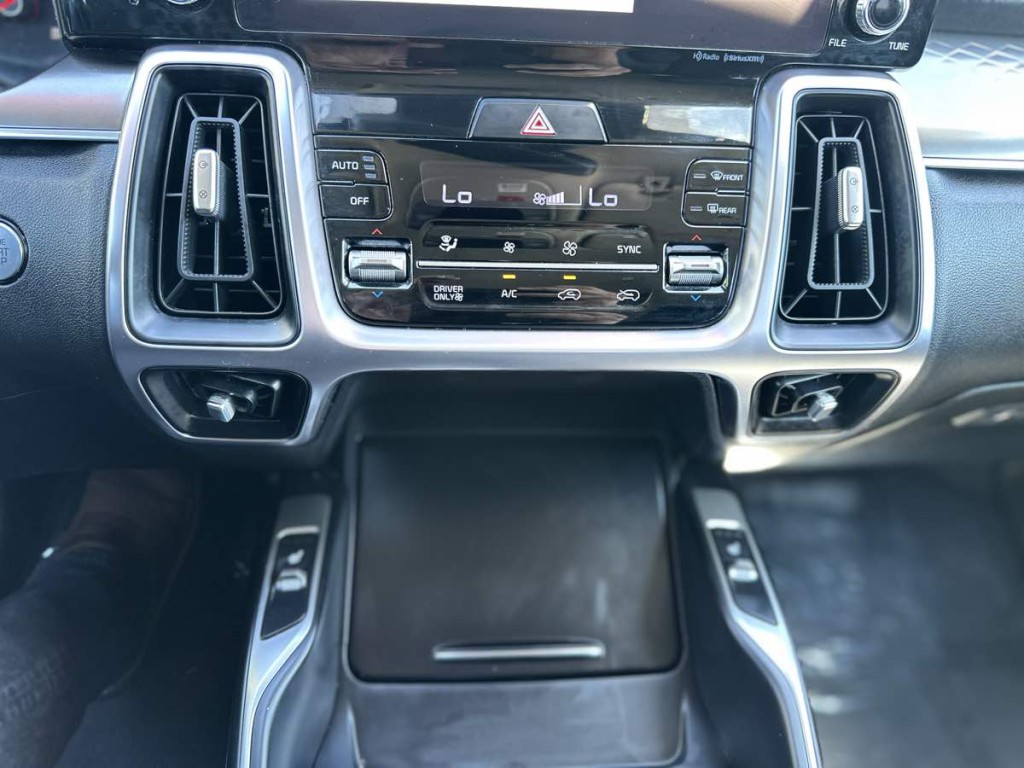 2023 Kia Sorento Image 12