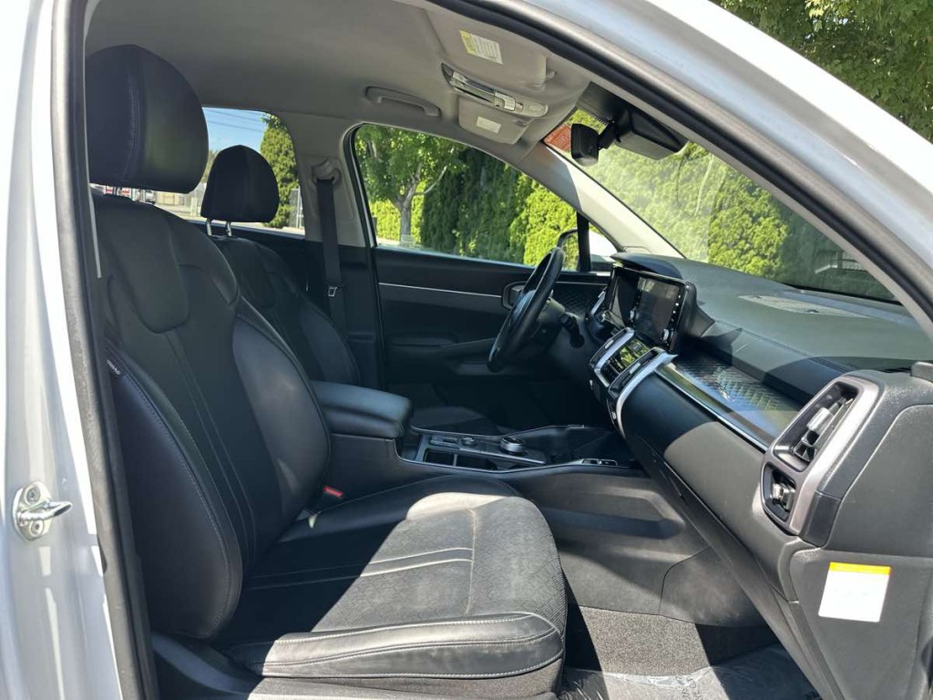 2023 Kia Sorento Image 18