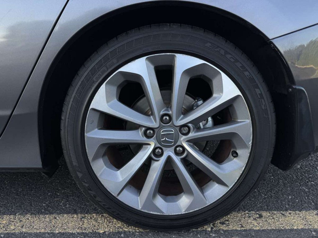2015 Honda Accord Image 24