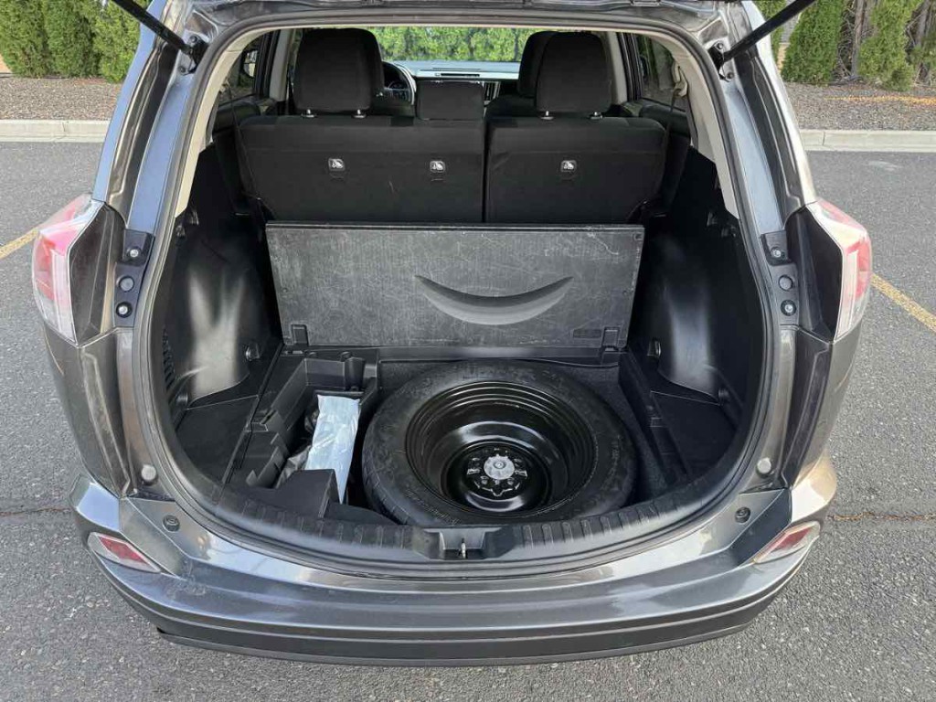 2018 Toyota Rav4 Image 12