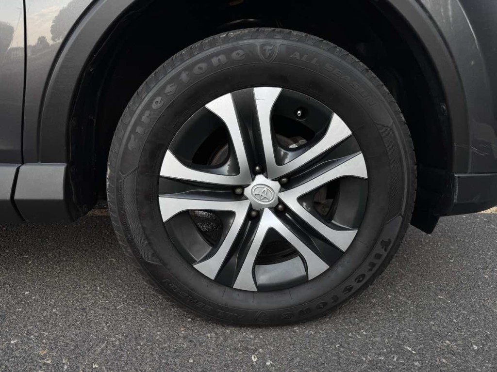 2018 Toyota Rav4 Image 23