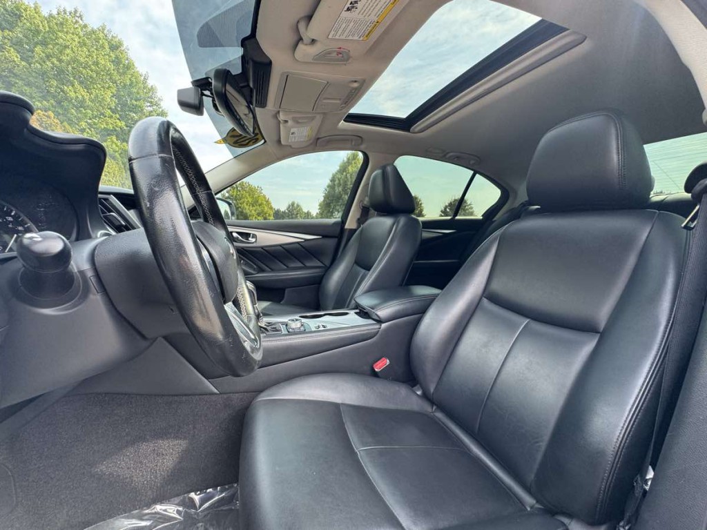 2021 INFINITI Q50 Image 12