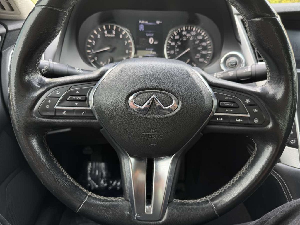 2021 INFINITI Q50 Image 15