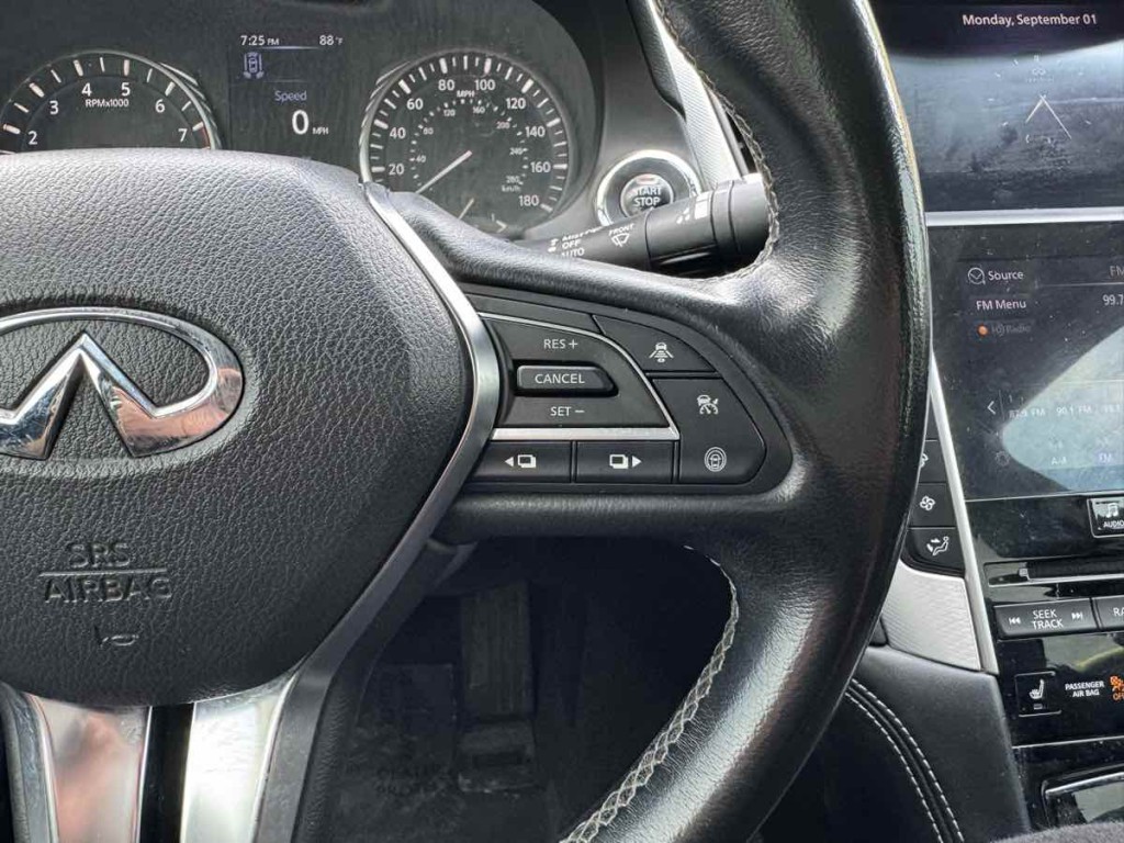 2021 INFINITI Q50 Image 17