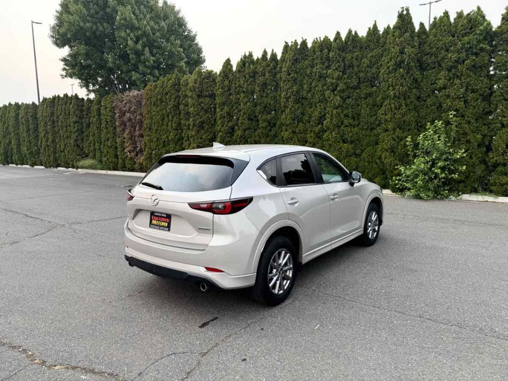 2024 Mazda CX-5 Image 9