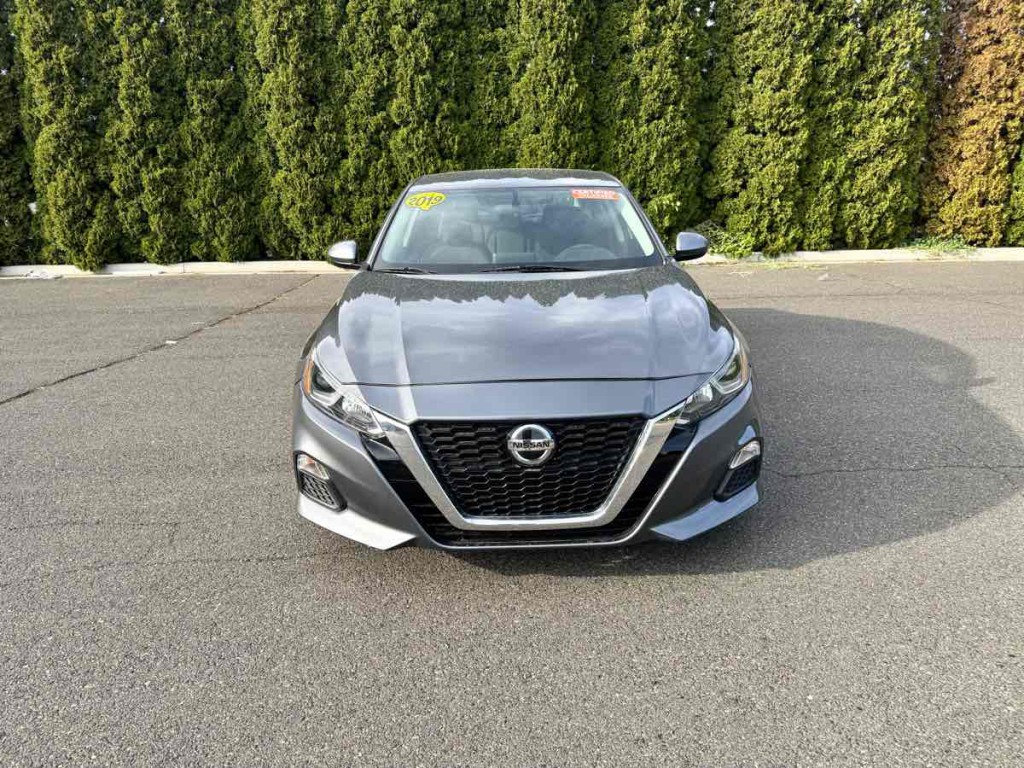 2019 Nissan Altima Image 2