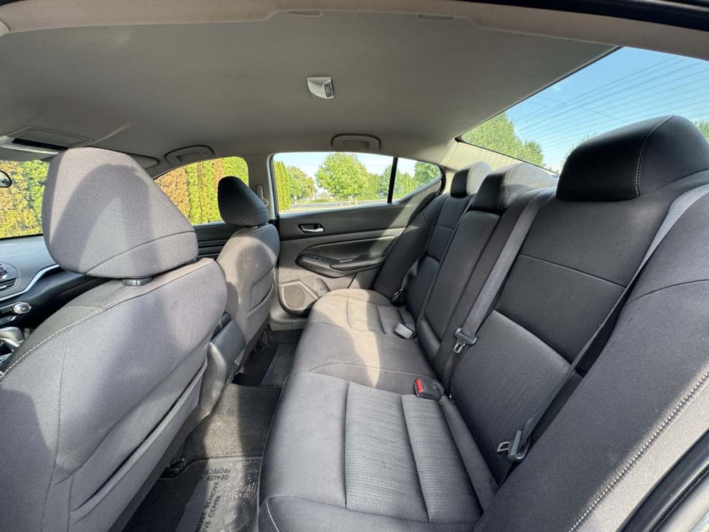 2019 Nissan Altima Image 13
