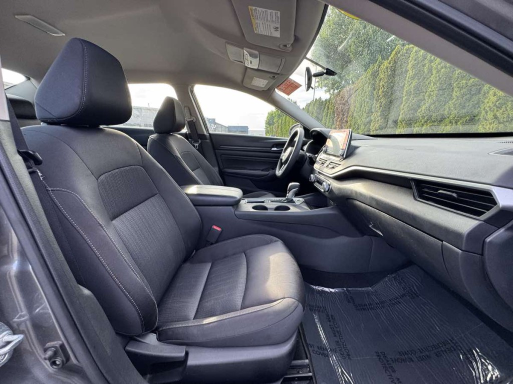 2019 Nissan Altima Image 21