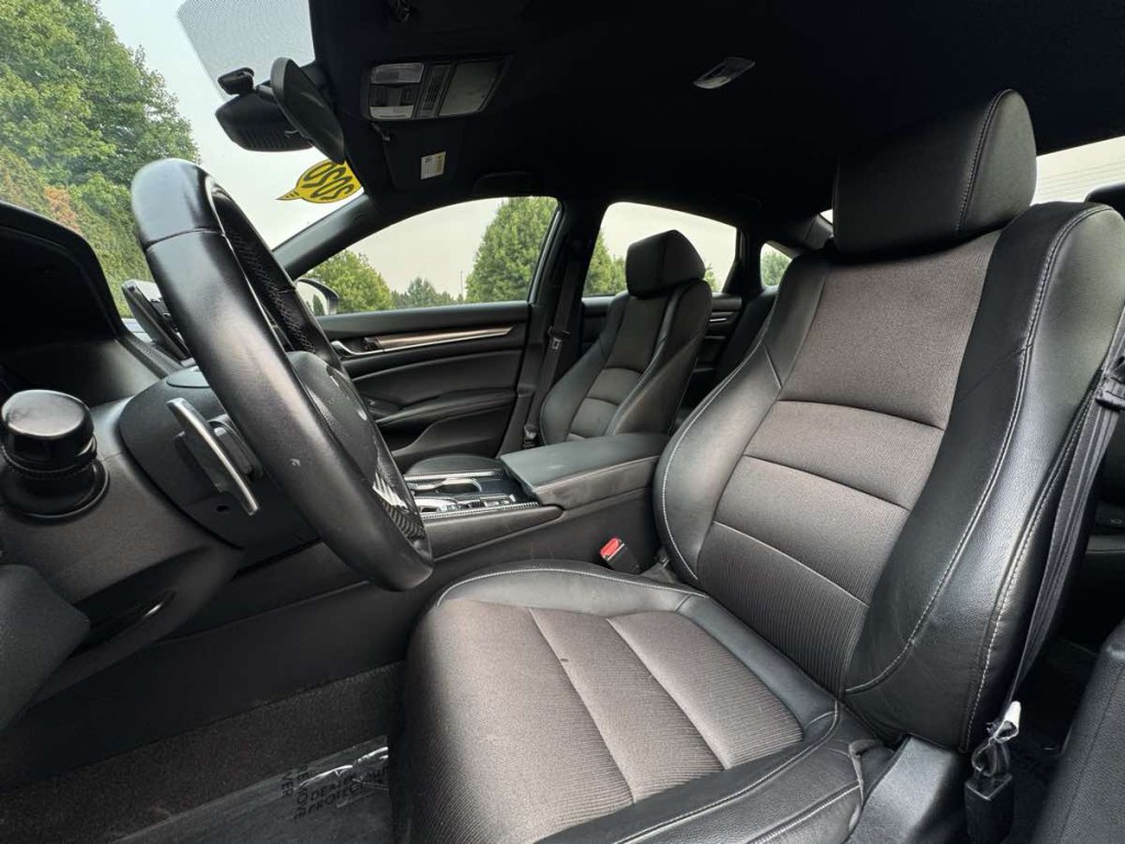 2020 Honda Accord Image 14