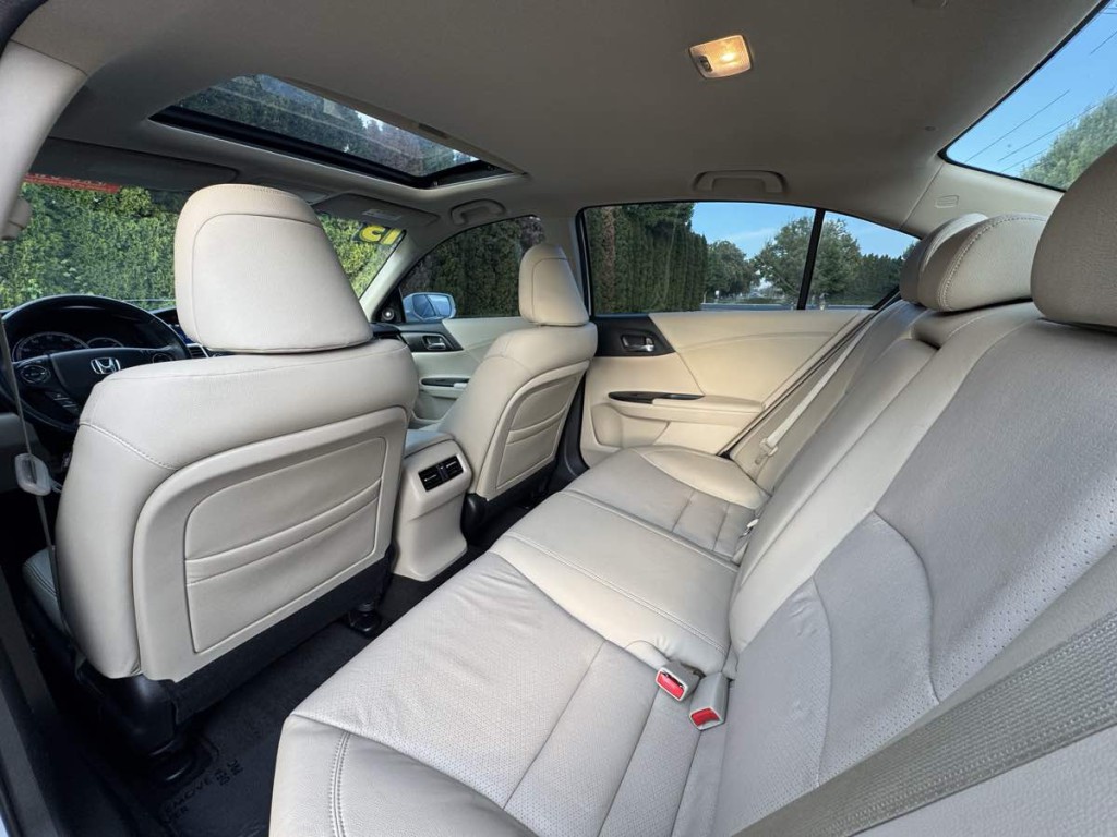 2013 Honda Accord Image 14