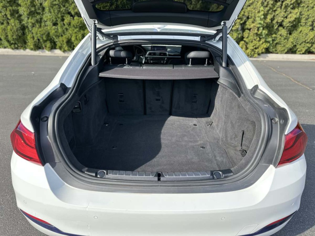 2019 BMW 4 Series Image 9